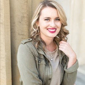 Meet your Posher, Erica